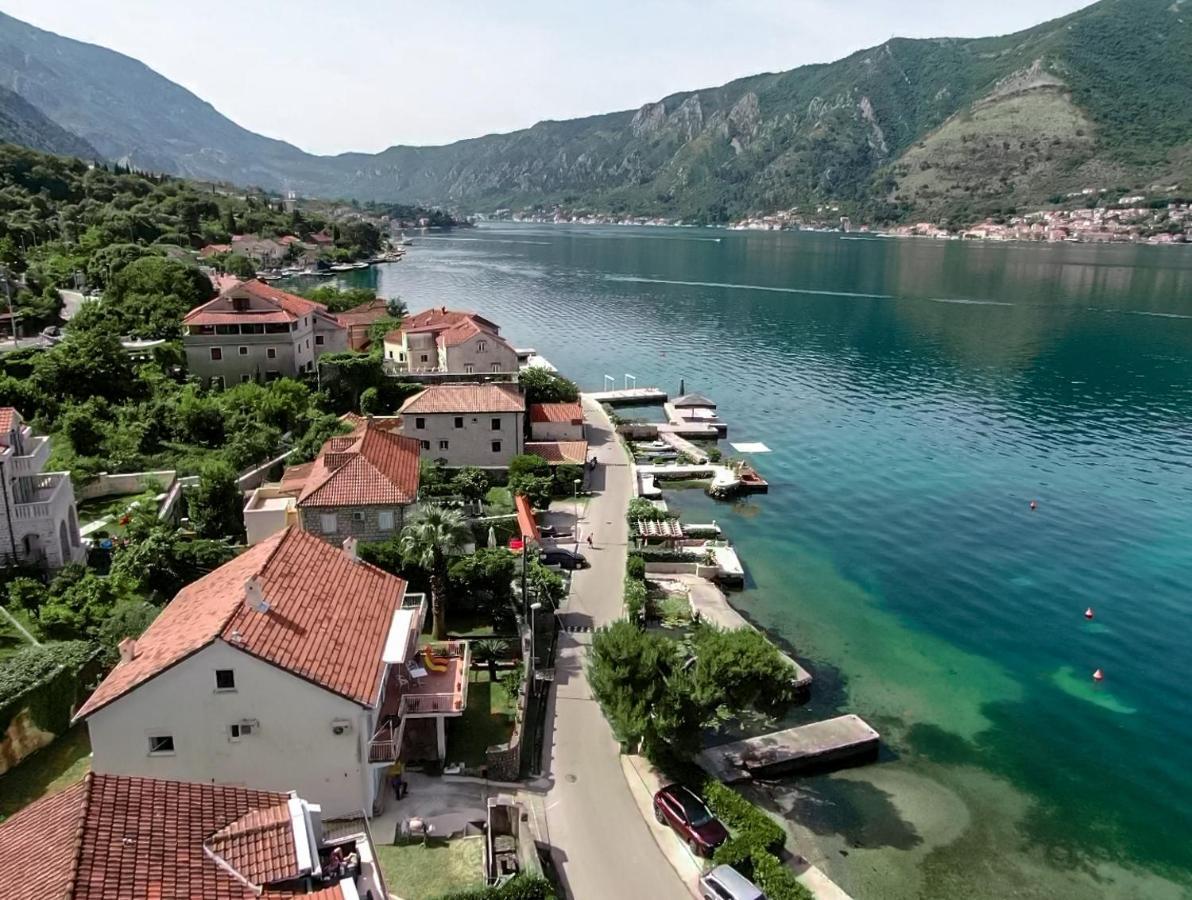Waterfront Petrovina *