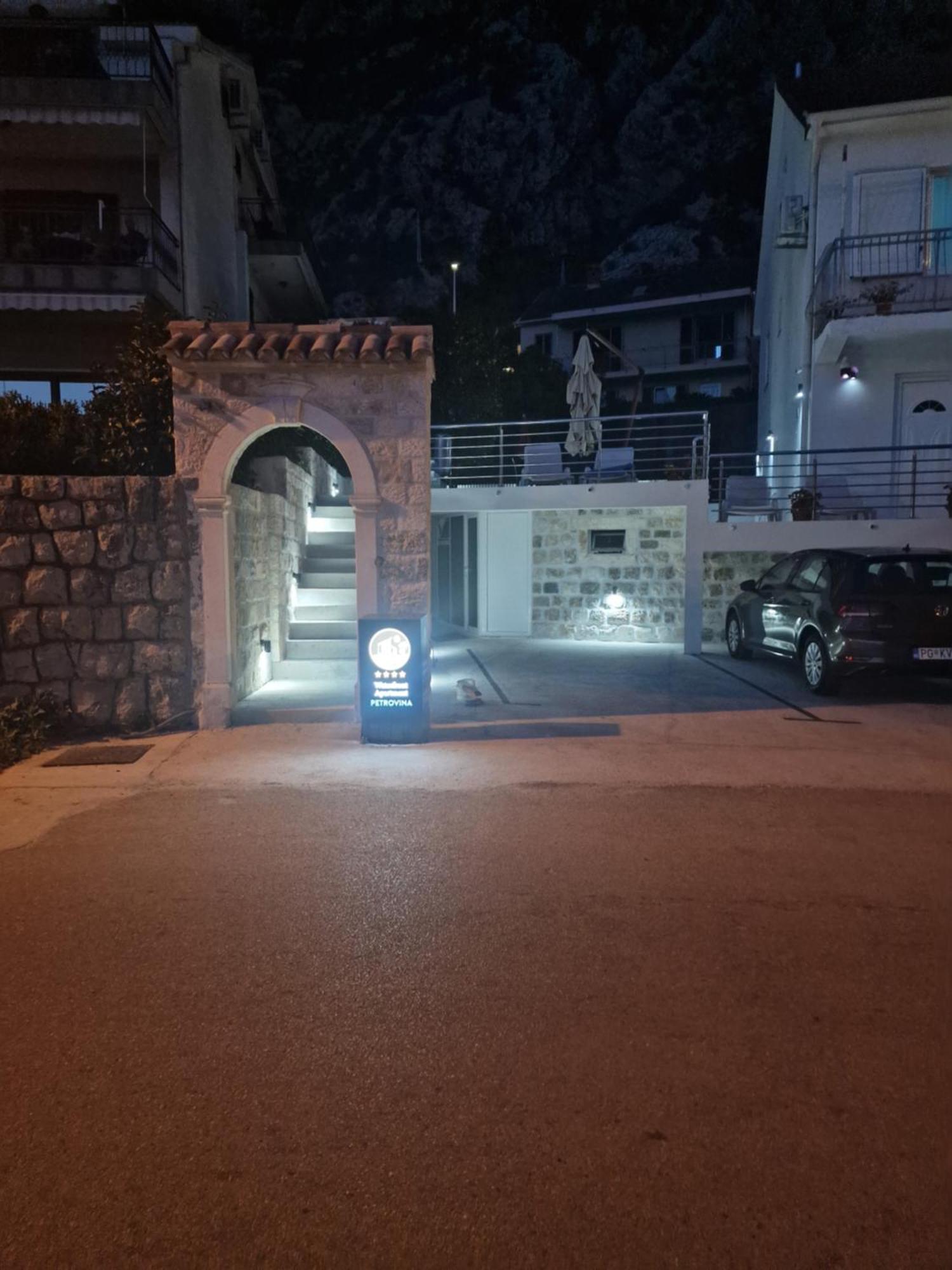 Waterfront Petrovina Apartment