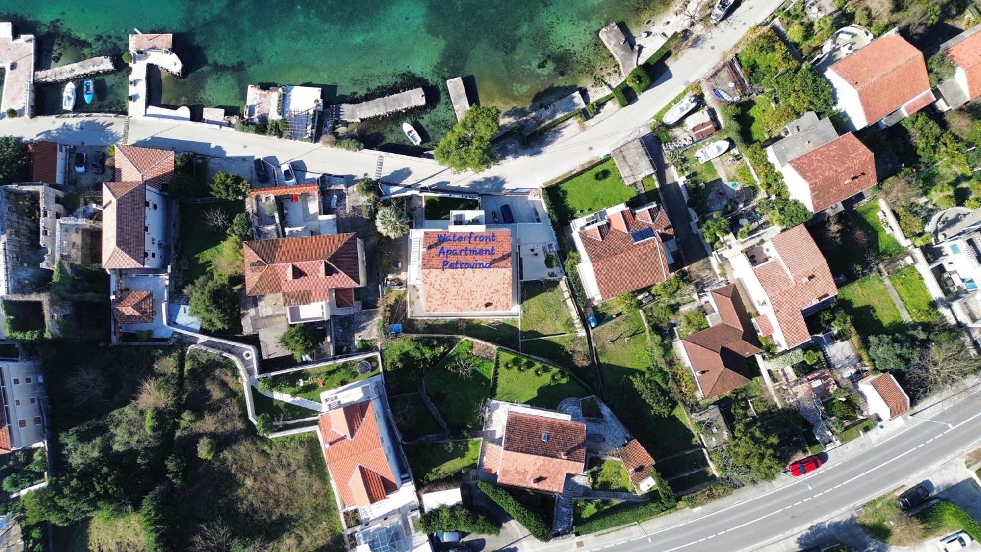 Waterfront Petrovina Апартаменты Котор